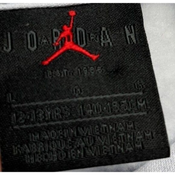 Jordan Hoodie Boys 12-13 Years Size Large Gray Cotton Blend - Picture 4 of 5